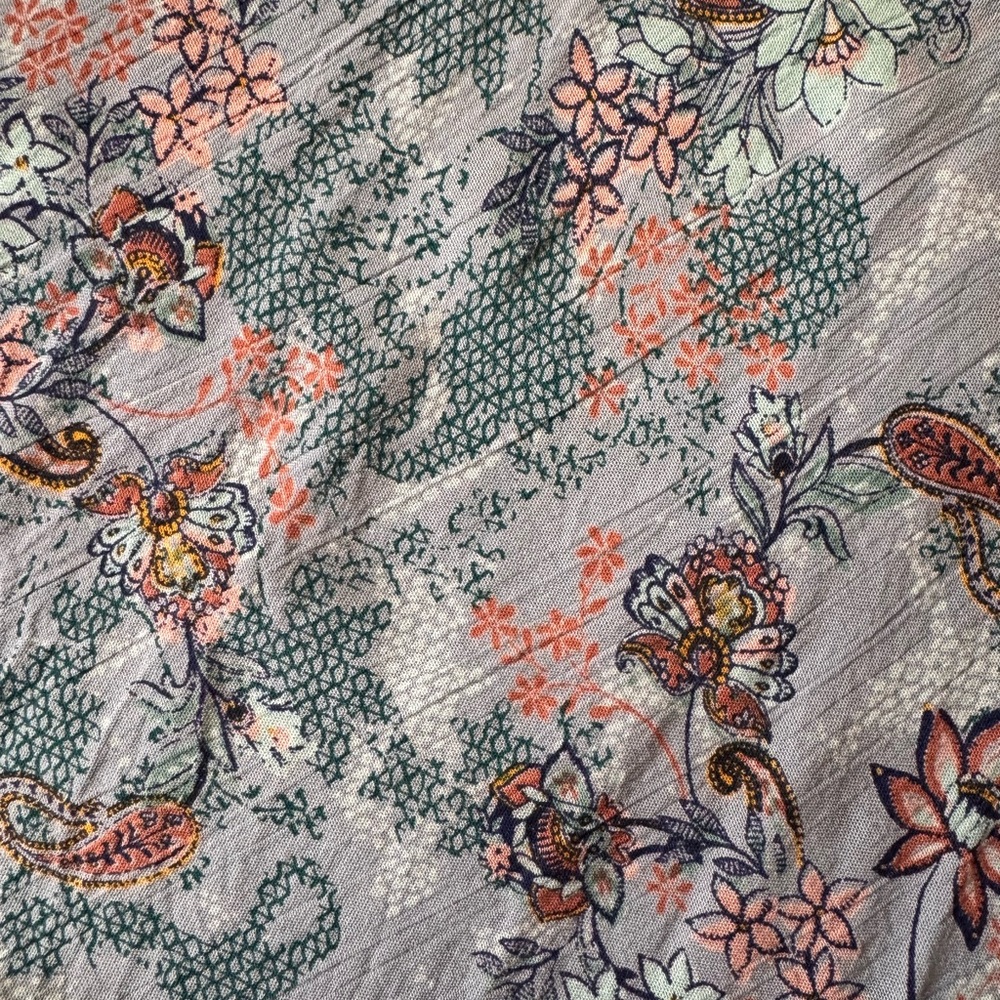Angie Floral Patterned Garment - Picture 5 of 7